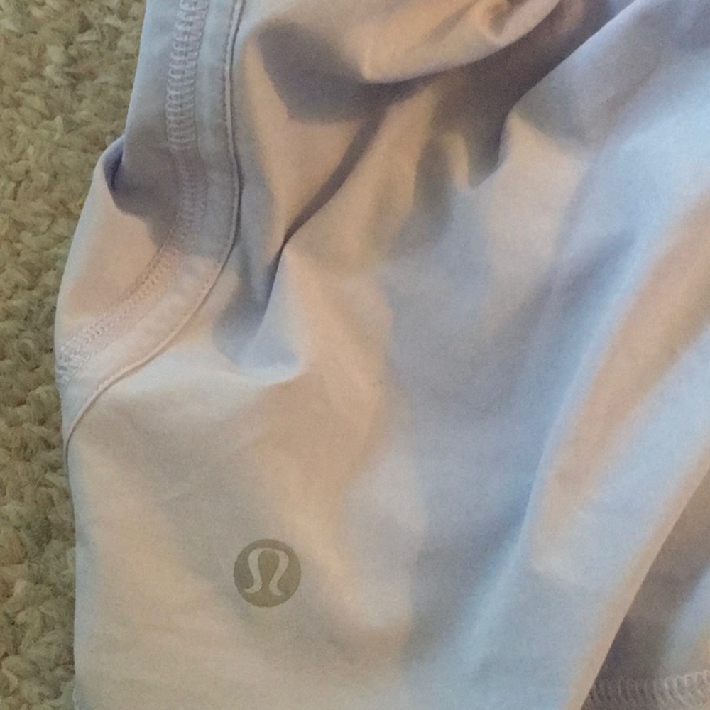 Lululemon Groovy Run Shorts, Size 4. - image 5